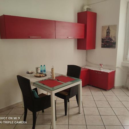 Апартаменты Naviglio51Bocconi Милан Экстерьер фото