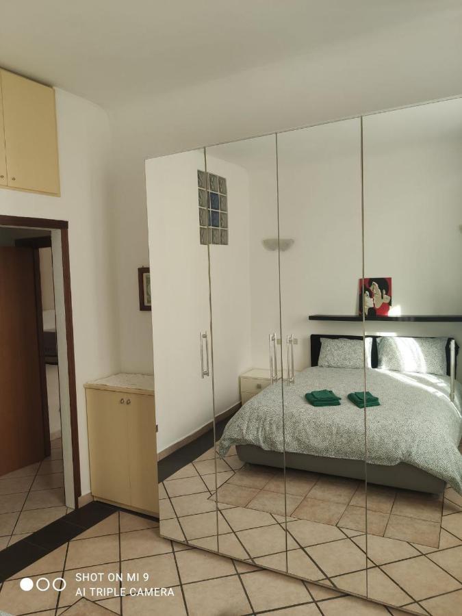 Апартаменты Naviglio51Bocconi Милан Экстерьер фото